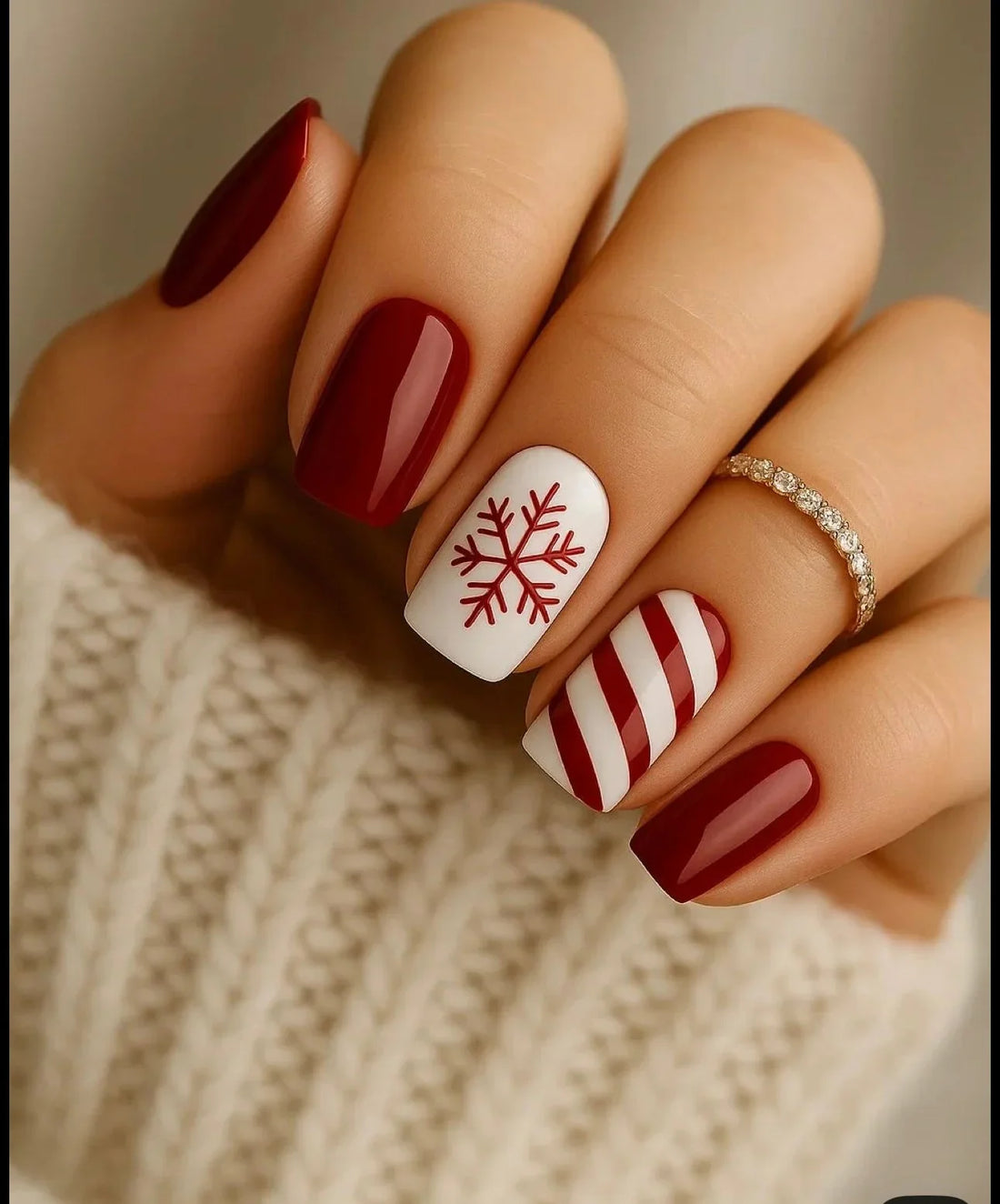 Holiday Glam: Christmas Nail Designs to Sparkle All Season