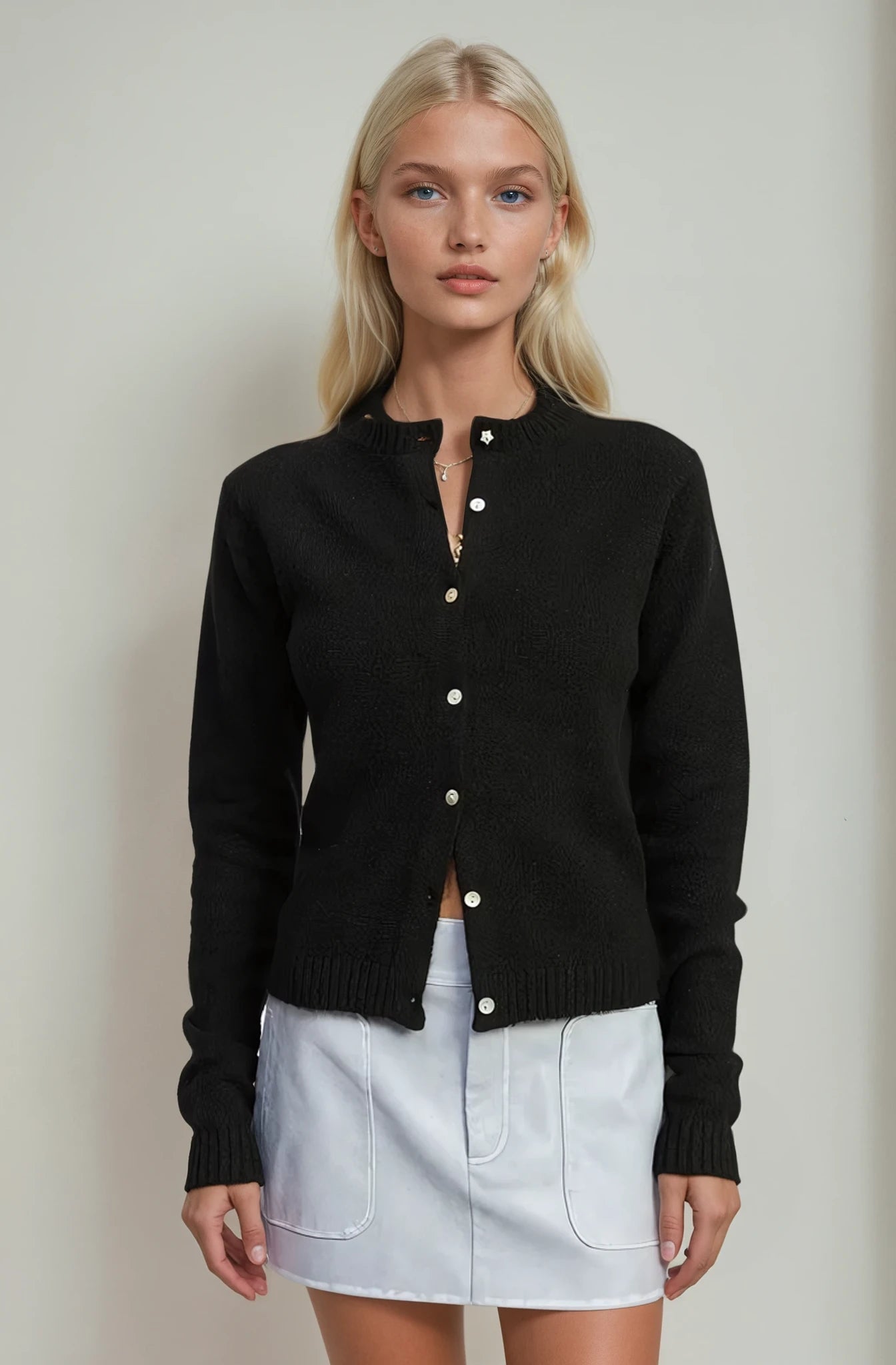 FITTED BUTTON UP CARDIGAN