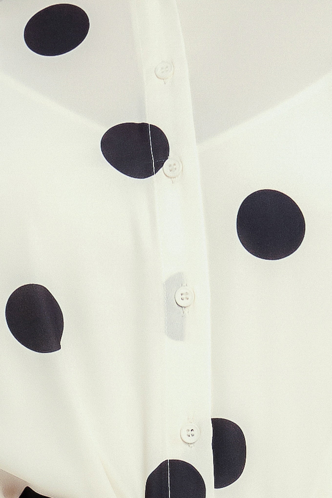 PLAYFUL CONFIDENCE WOVEN TOP - BeautySecrets4u